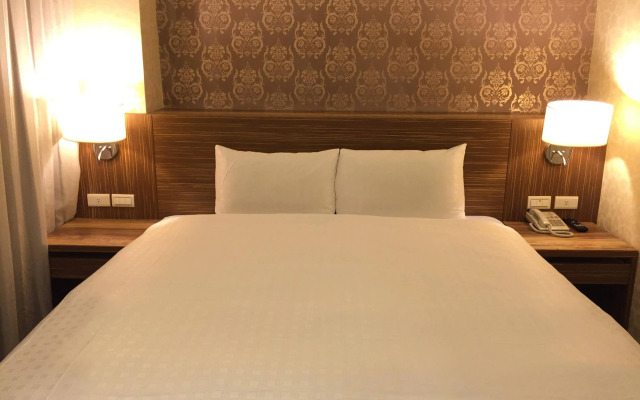 Paris Business Hotel