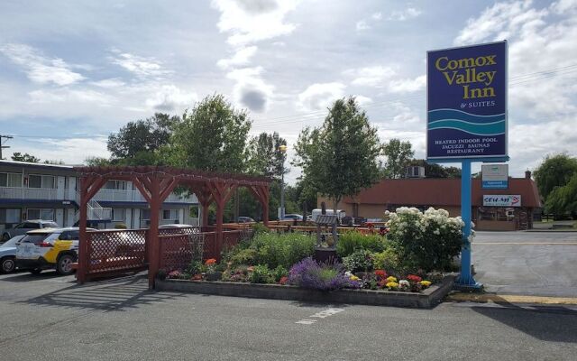 Comox Valley Inn & Suites