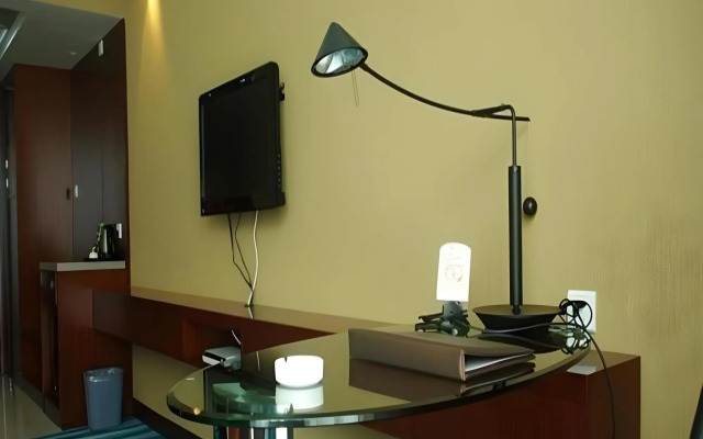 Jinjiang Metropolo Zhenjiang Railway Station Wanda Plaza