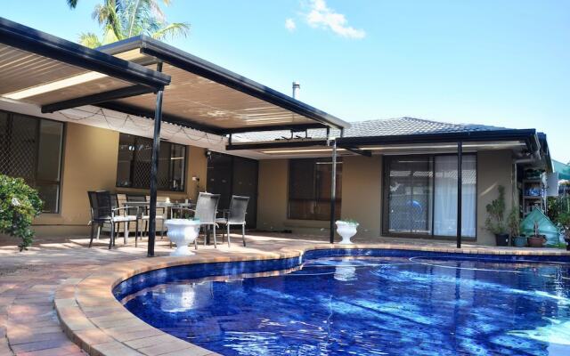 TL Warmest Homestay