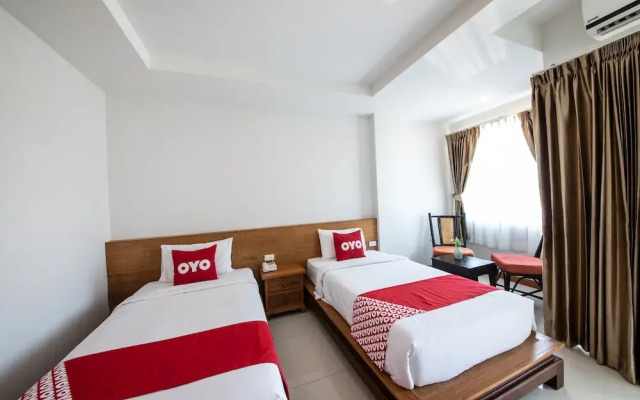 OYO 363 Golden Place Patong