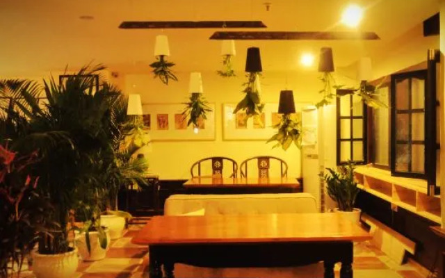 Houshanti B&B (Chongqing Jiefangbei Eighteen Tiers Branch)