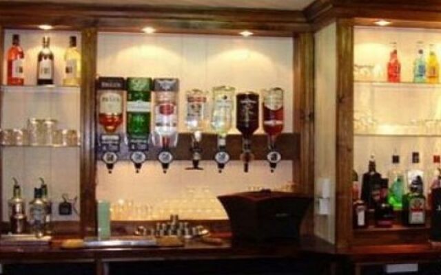 Bolton Hotel
