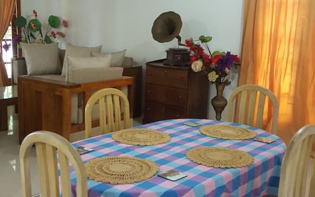 Kavindi Villa Aluthgama