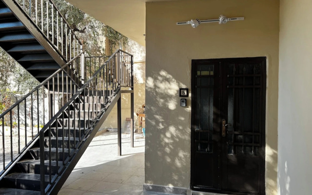 Downtown inn