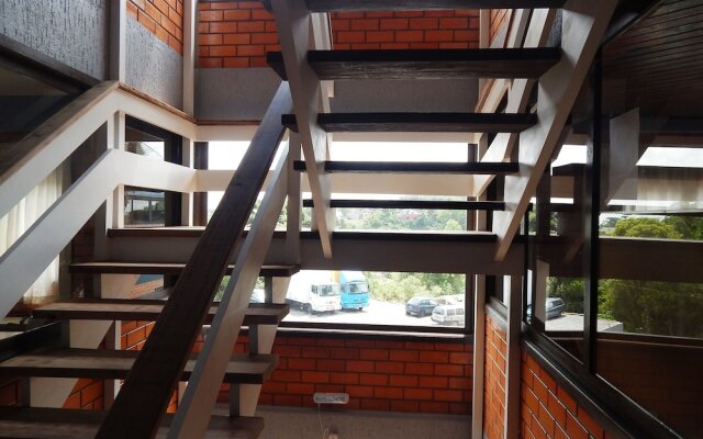 Apartamento Luxurias da Serra 01