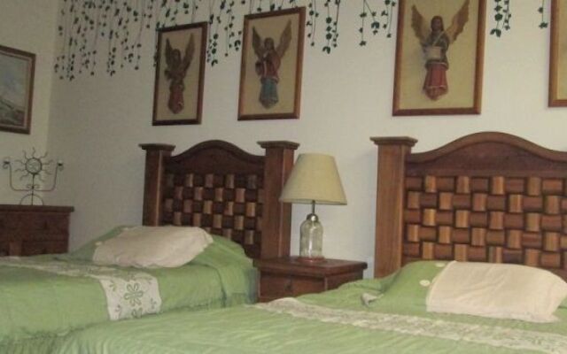 Hostal La Encantada