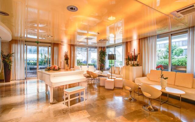 Hotel Premier & Suites