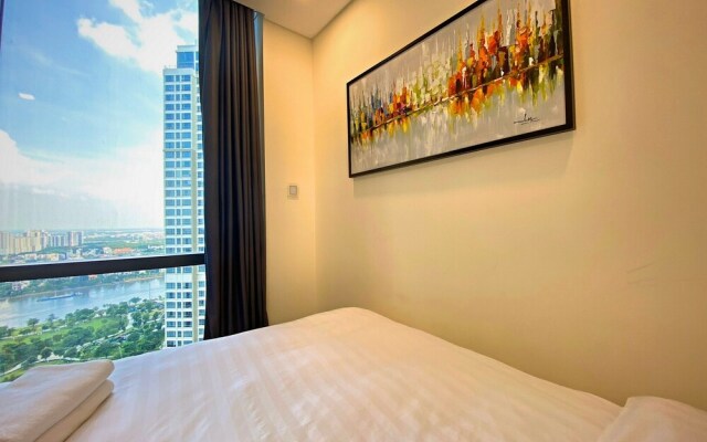 DongDong Skyview APT in Landmark81 Tower