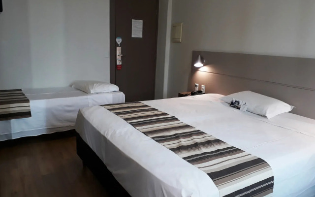 Hotel Valerim Itajaí