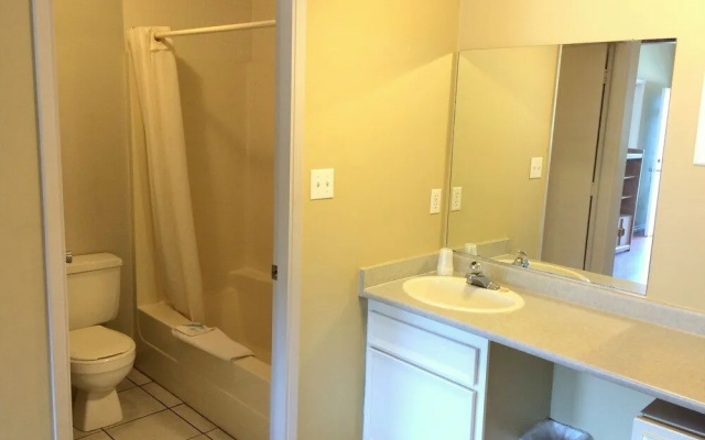 Golden Sands Resort Motel