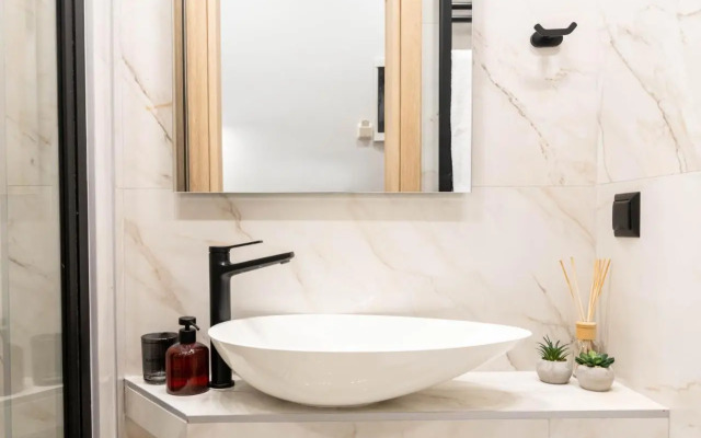 F & B Collection - City Central 2 Bedroom Suite