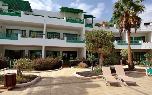 Cozy Apartment in Costa Teguise With Swimming Pool