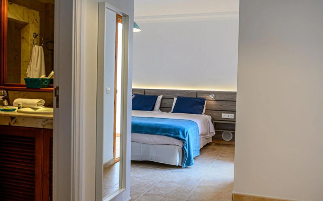 Lantia Rooftop House