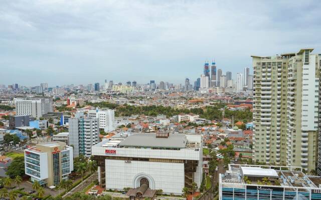 Fully Furnished With Cozy Studio Gp Plaza Apartment