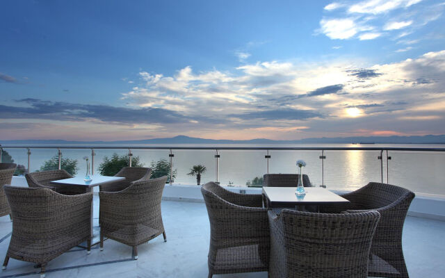 Messinian Bay Hotel