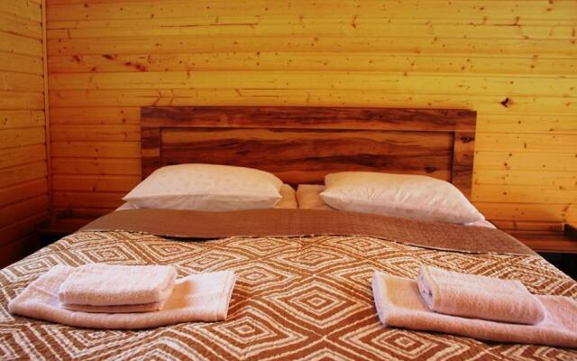 Hotel Ushba Hill