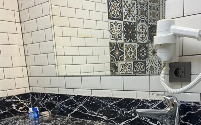 Renk Otel Karşıyaka