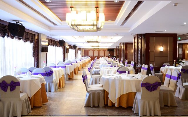 Manhatton Hotel Beihai
