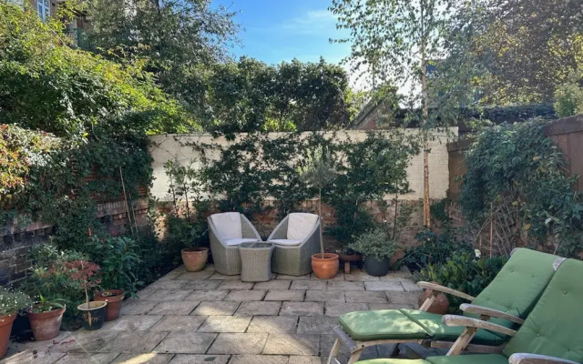 Dreamy 3BD House W/large Patio - Stoke Newington!