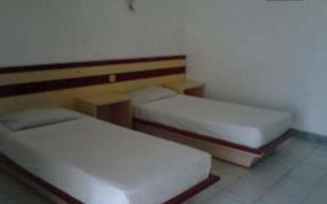 Nyata Plaza Hotel