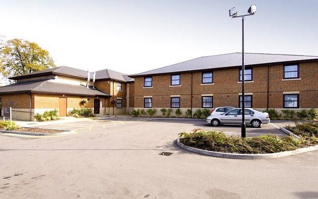 Premier Inn Bracknell Central Hotel