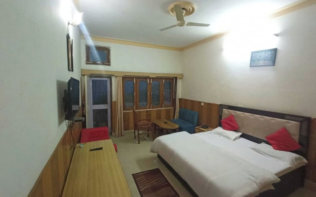 7-High Rock Hotel