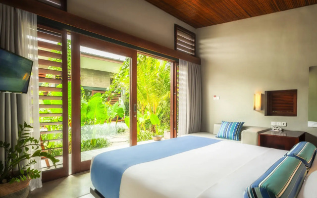 Hotel Komune and Beach Club Bali