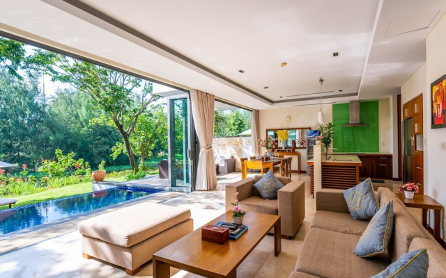 Golf BRG and Lake view villa by EB