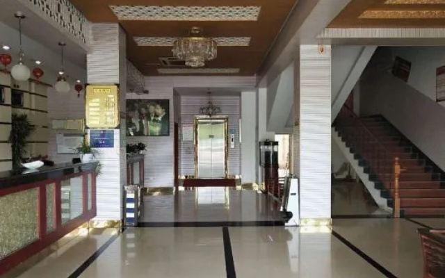 Luqin Hotel, Fuyang