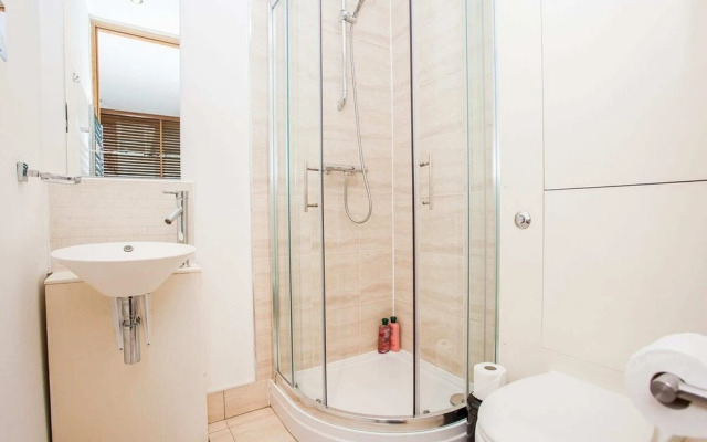 Incredible Modern Central 1 Bed - London Bridge