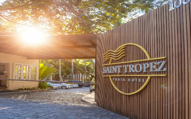 Saint Tropez Praia Hotel