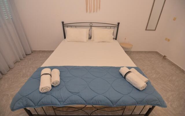 Nina s Apt in Ialysos Near the Beach