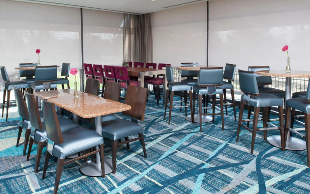 SpringHill Suites Chicago O'Hare by Marriott