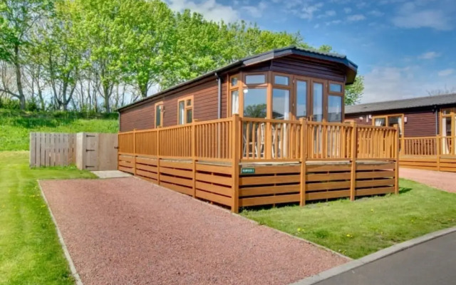 Stunning 3-bed Hot Tub Lodge, Northumberland