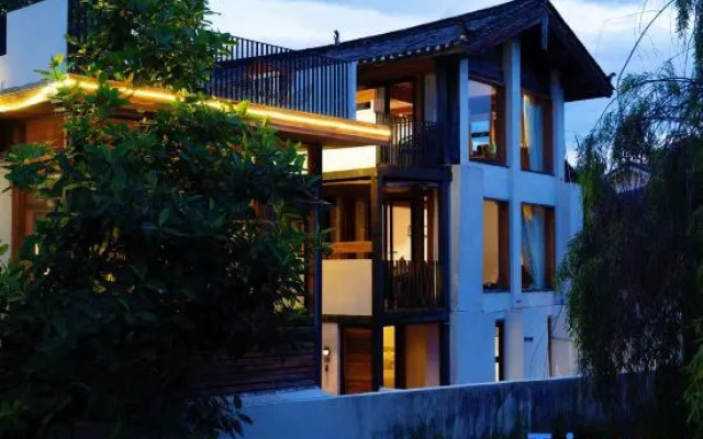 Lijiang Ruixi Xijianshu Yinluxury Fragrance Hotel