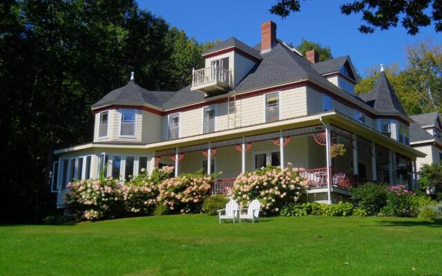Victorian By The Sea