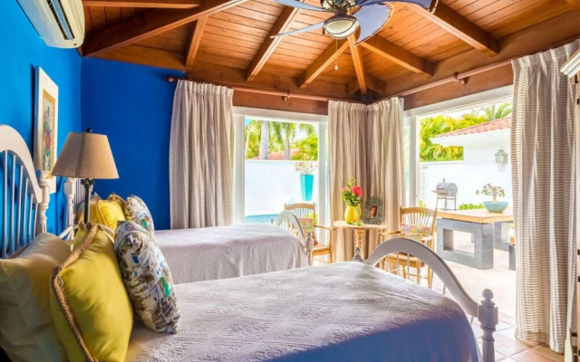 Sunny Vacation Villa 17