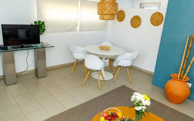Marina Club I