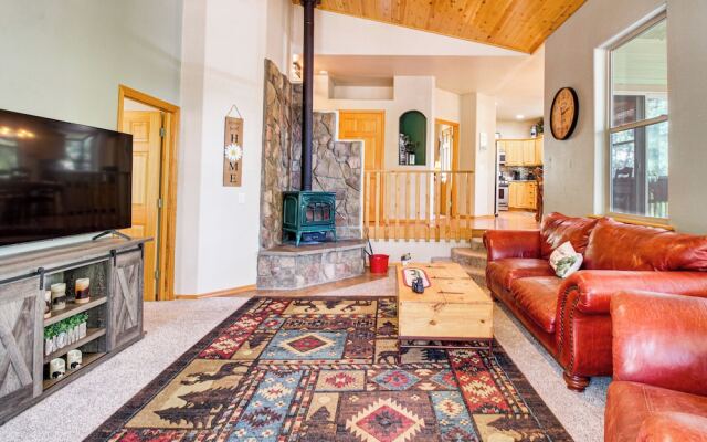 Walk to Rainbow Lake: Peaceful Cabin w/ Fire Pit