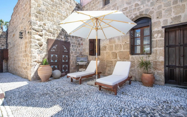 Saint Artemios Hotel and Oriental Suites