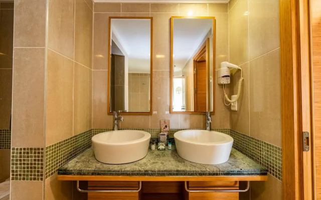 My Mira Deluxe & Resort