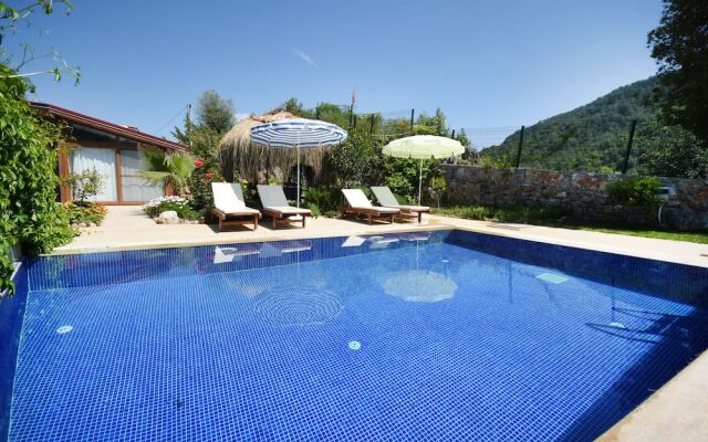 KAY4800 Villa Sems 2 Bedrooms