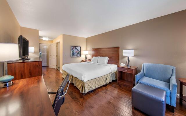 Best Western Plus John Jay Inn & Suites