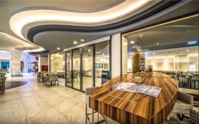 Hotel Clover Patong Phuket