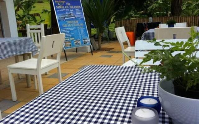 Khaolak Seafan Bed & Breakfast
