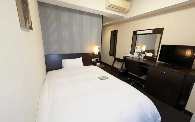 Hotel Route Inn Tosu Ekimae