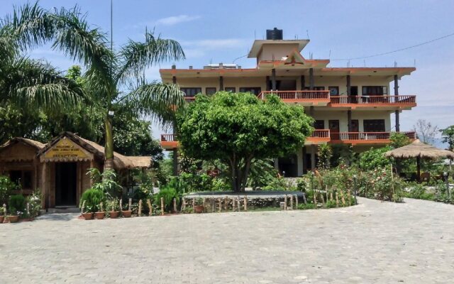 Eden Jungle Resort