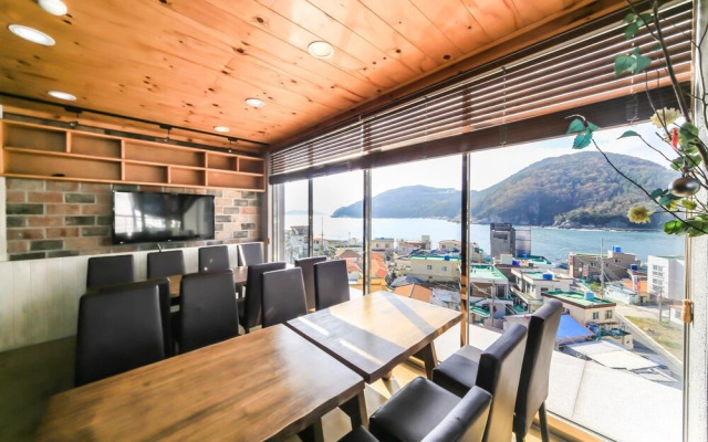 The Lux Tourism Hotel Geoje