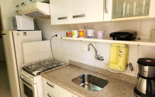 FLAT NOVO - 100M Praia Pitangueiras - Capt.Varam